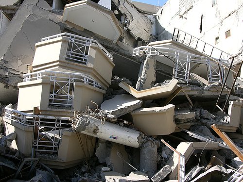Goyangan Gempa di Jakarta Utara Lebih Terasa