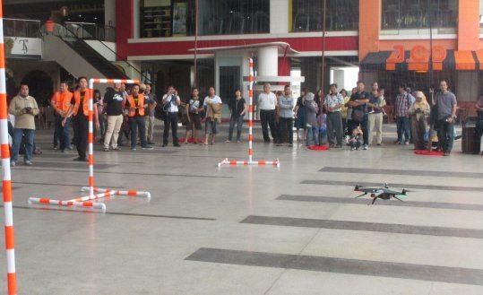 Drone Beraksi di Langit Surabaya