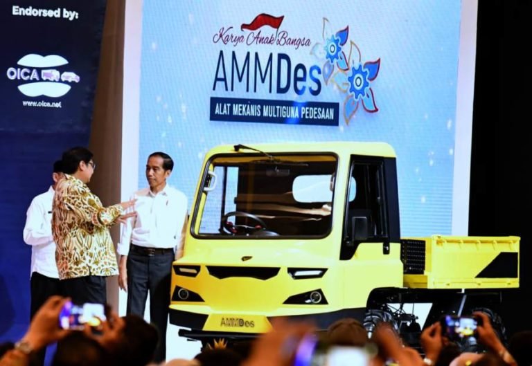 Presiden Jokowi Luncurkan AMMDes Kendaraan Pedesaan Karya Anak Bangsa