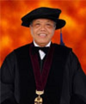 Prof. (Riset). Dr. Ir. Bambang Prastowo, Inovator Peralatan Pertanian