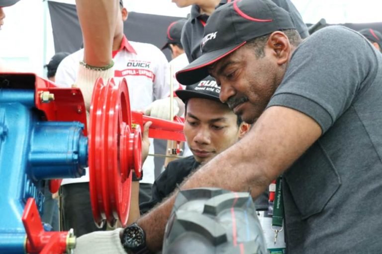 Indonesia Latih Operator Pertanian Fiji Gunakan Traktor