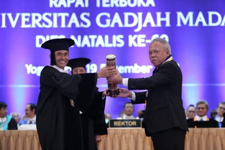 Menteri PUPR Basuki Hadimuljono Terima Hamengku Buwono IX Award