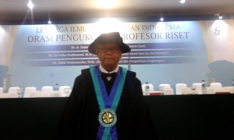 Prof. Dr. Didik Widyatmoko, M.Sc., Profesor Riset Bidang Konservasi dan Pengelolaan Lingkungan