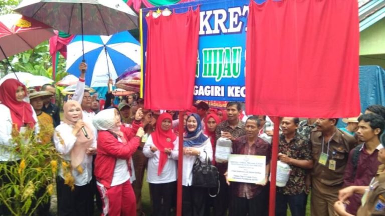 OASE Kabinet Kerja Luncurkan Kampung Hijra di Pandeglang