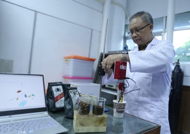 Lidah Elektronik Ciptaan Peneliti Dosen UGM Mampu Deteksi Keaslian Produk Makanan