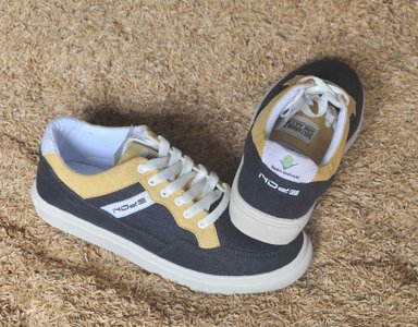 Eco-Friendly Sneakers dari Limbah Sekam Padi