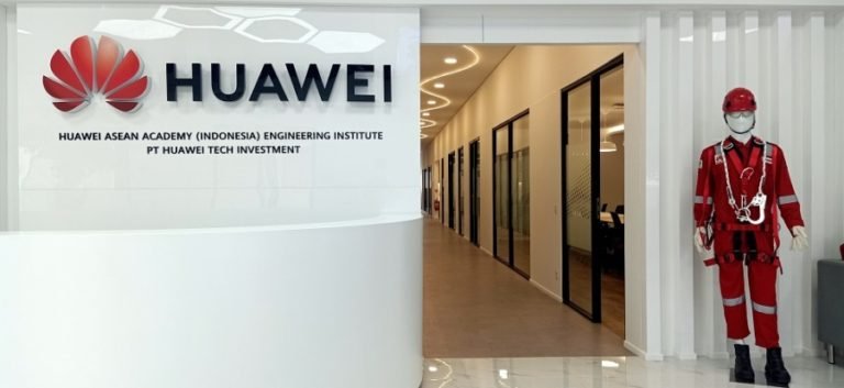 Huawei Buka ASEAN Academy Engineering Institute di Indonesia