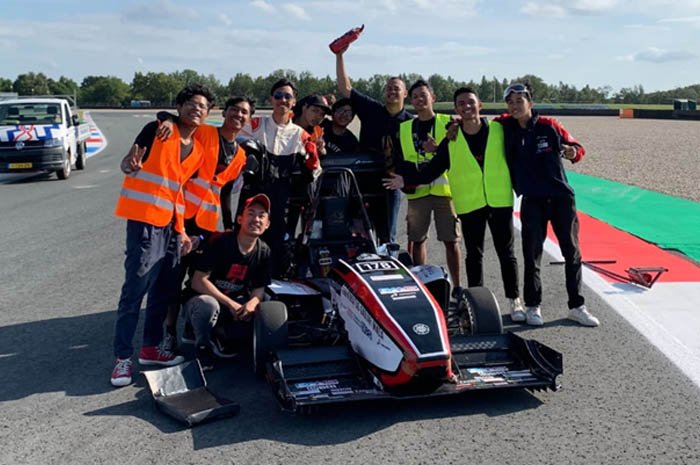 Tim Bimasakti UGM Raih Juara di Formula Student Netherlands 2022