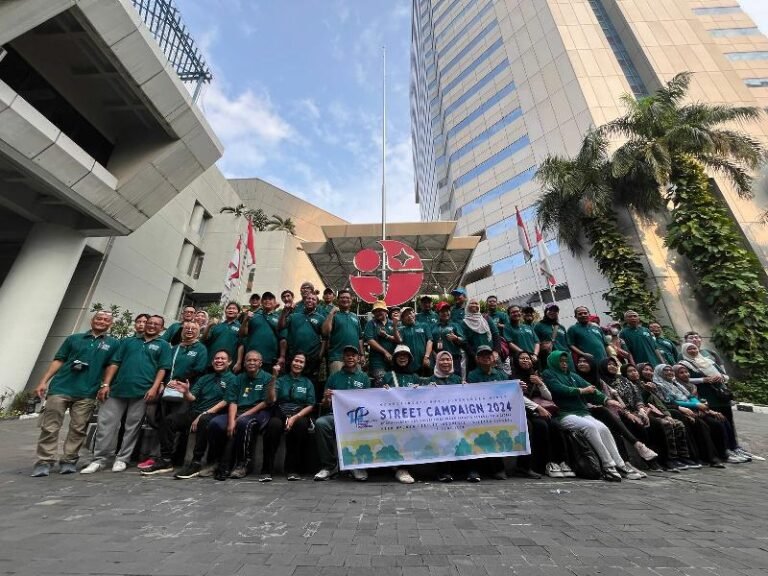 Street Campaign PPI Jakarta Soroti Persoalan Lingkungan Menuju Jakarta Kota Global