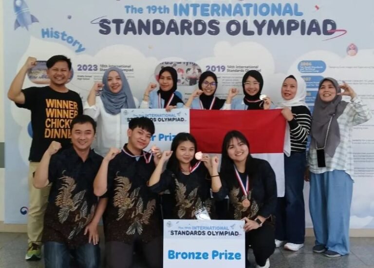 Tim Pelajar Indonesia Raih Prestasi Gemilang di Olimpiade Standar Internasional