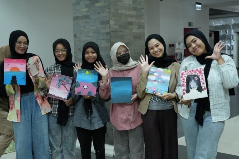 Jaga Kesehatan Mental Mahasiswa, FEB UGM Gelar Art Therapy