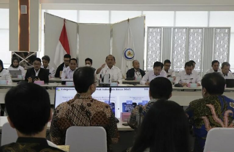 Pelaku Usaha Wajib Patuhi Aturan Bahan Baku Pakan Ikan dari Luar Negeri