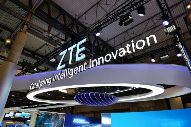 ZTE Angkat Tema ‘Catalyzing Intelligent Innovation’ di MWC Barcelona 2025