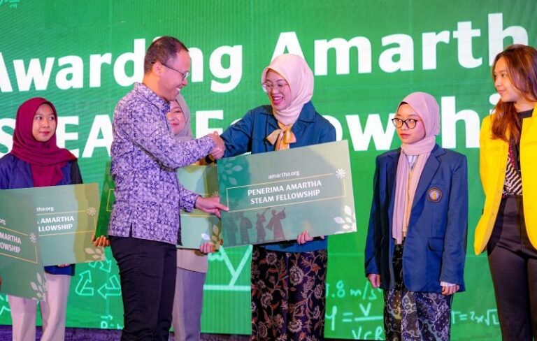 Amartha STEAM Fellowship 2025, Beasiswa Bagi Mahasiswi Bidang Sains & Teknologi