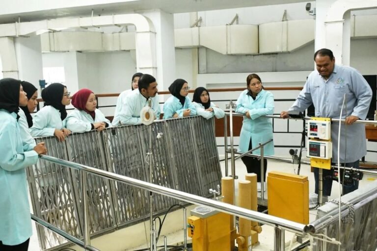 Mahasiswa Universiti Kebangsaan Malaysia Kunjungi Reaktor Kartini BRIN