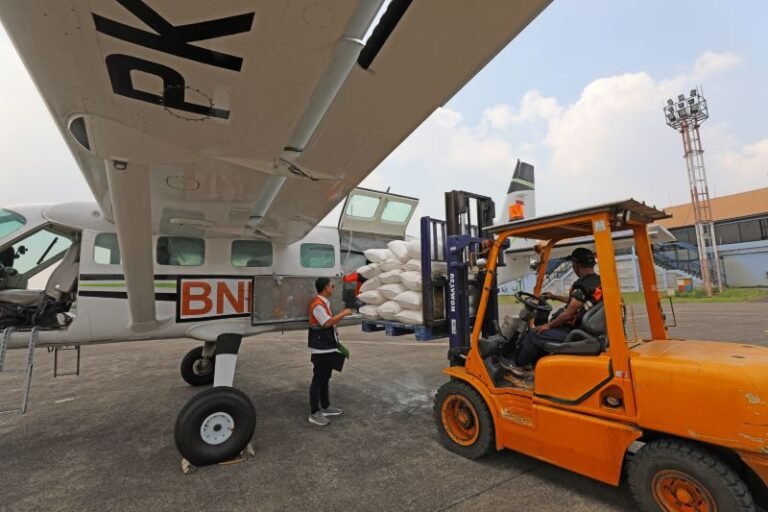 Hari Keempat Operasi Modifikasi Cuaca, BNPB Taburkan 16 Ton Bahan Semai