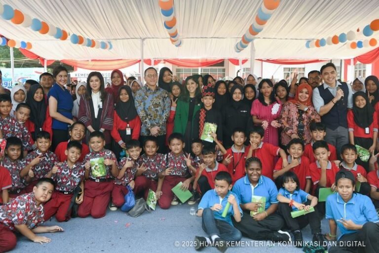 Menkomdigi: Tidak Semua Platform Digital Layak Diakses Bebas Oleh Anak