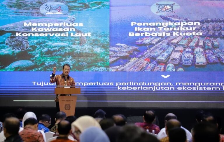Menteri Trenggono: Perizinan Ruang Laut Harus Mampu Tingkatkan Lapangan Kerja
