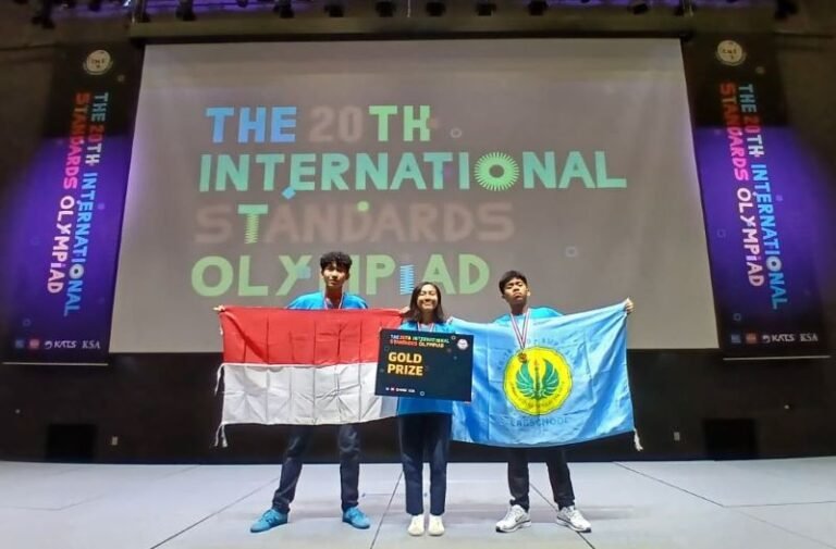 Pelajar Indonesia Raih Medali Emas dan Honorable Mention di Olimpiade Standar Internasional 2025