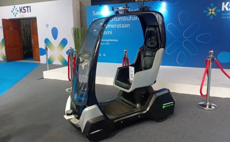 O-SEATER, Kendaraan Otonom Luar Ruangan untuk Kawasan Terbatas
