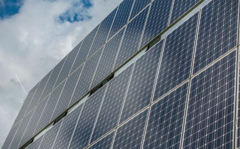 Dorong Energi Bersih: BRIN Gelar Simposium Riset Sel Surya 2025