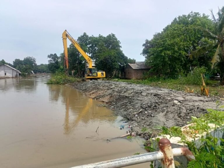 Tangani Banjir di Kabupaten Bekasi, BNPB Dukung Percepatan Normalisasi dan Penguatan Tanggul