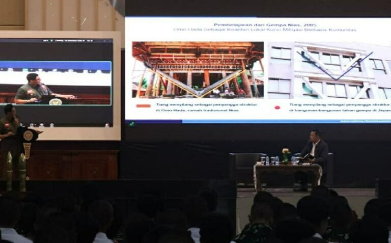Kepala BNPB Paparkan Penanggulangan Bencana di Universitas Pertahanan