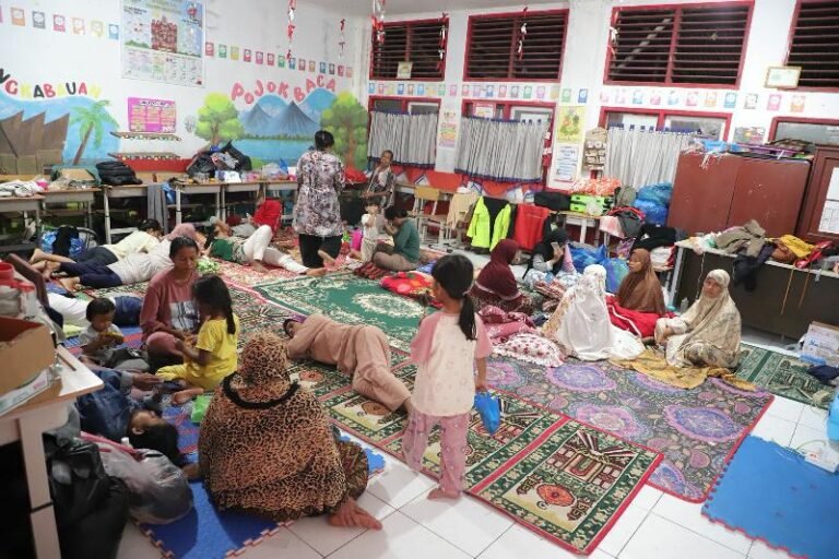 Kepala BNPB: 174 Meninggal Dunia dan 79 Hilang Akibat Bencana Hidrometeorologi di Aceh, Sumut, dan Sumbar