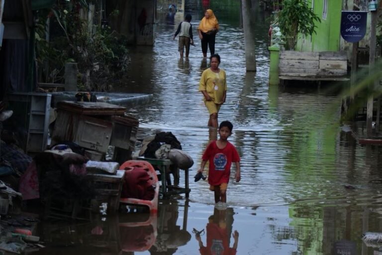 1.016 Jiwa Meninggal Dunia Akibat Banjir dan Longsor di Sumatra