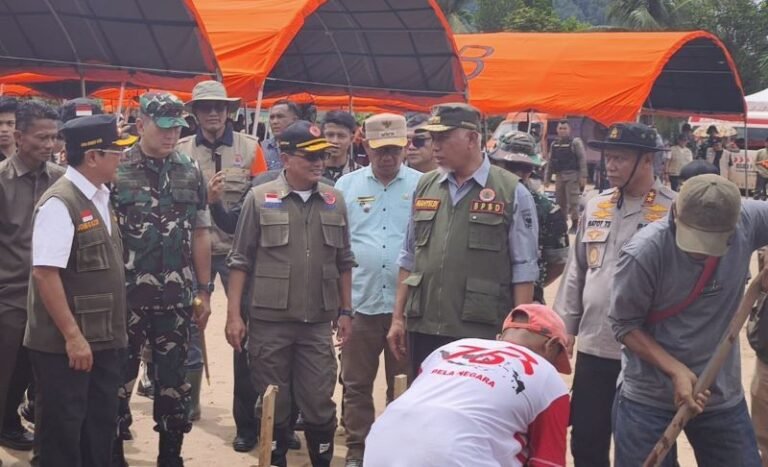 BNPB Siapkan Ratusan Huntara bagi Korban Banjir dan Longsor di Sumbar