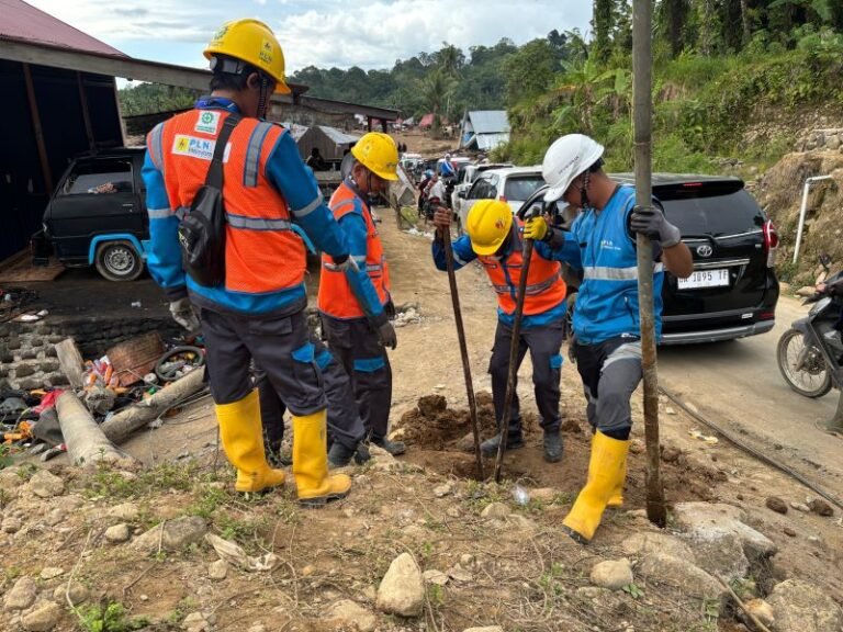 Pemulihan Listrik Sumbar Capai 100 Persen, Perbaikan Jalan dan Jembatan Terus Dikebut