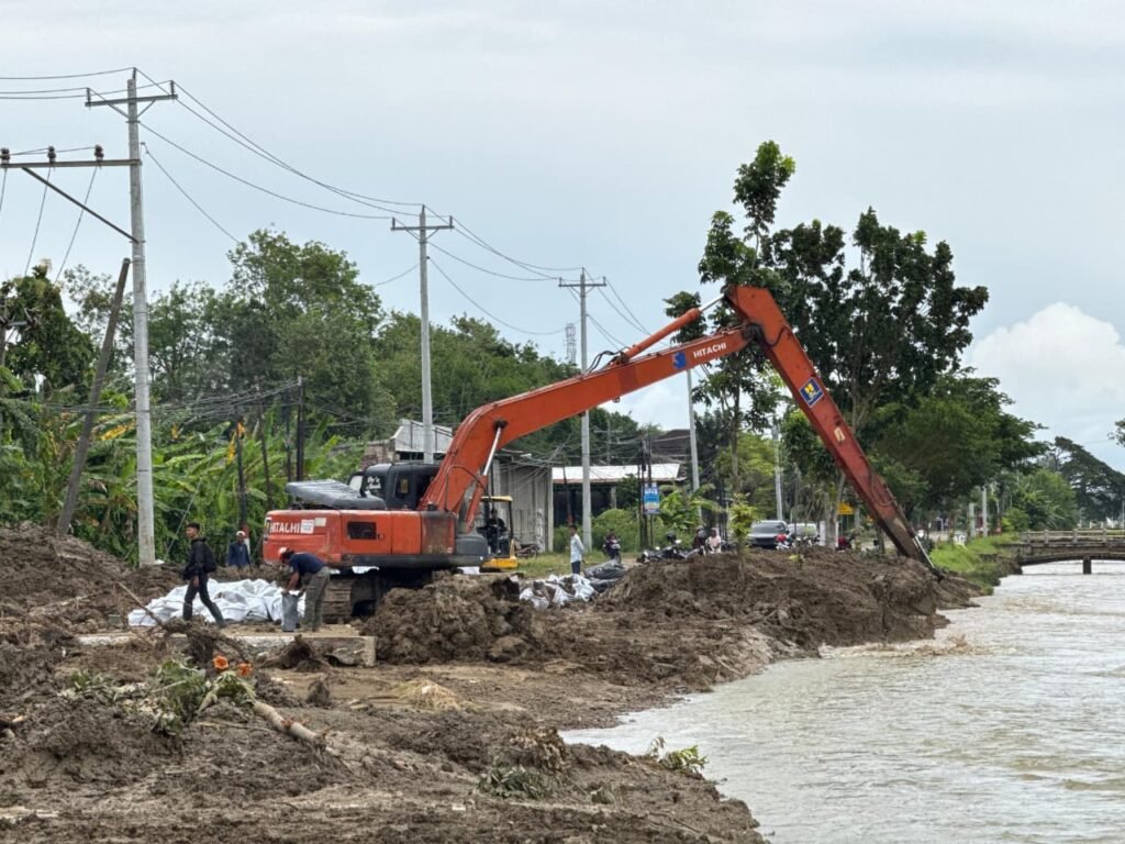 Kepala BNPB Pastikan Kebutuhan Warga Terdampak Banjir di Grobogan Terpenuhi