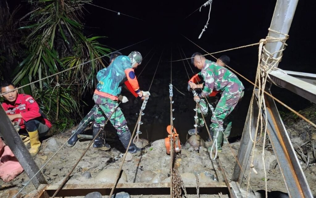 Progres Jembatan Gantung di Gampong Lhok Sanding Capai 65 Persen
