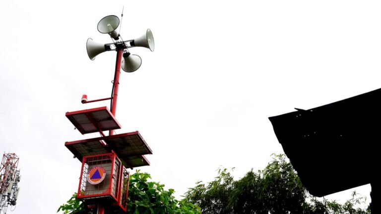 BNPB Memperkuat Sistem Peringatan Dini Banjir di Kota Bekasi