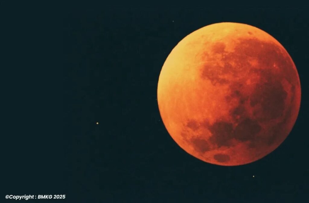 Indonesia Science Center Gelar Pengamatan Gerhana Bulan Total Malam Ini