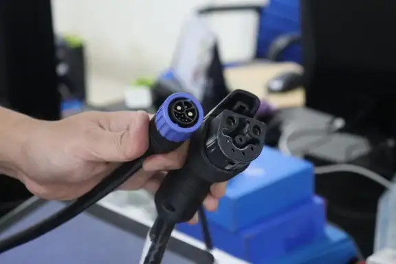 Percepat Adopsi Motor Listrik, BRIN Dorong Standardisasi Plug dan Socket