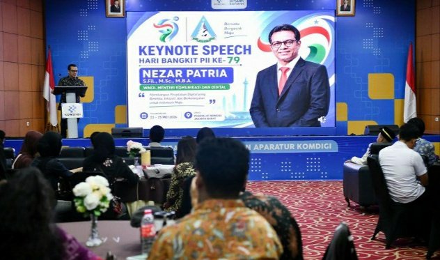 Wamen Nezar Patria Ingatkan Bahaya “Penjajahan Algoritma”