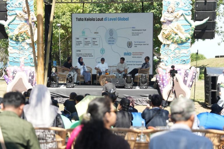 KKP Perkuat Aksi Kolaborasi Lindungi Laut pada World Ocean Day dan Coral Triangle Day 2026